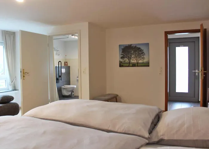 招待所 Ferienunterkunft Schrichten